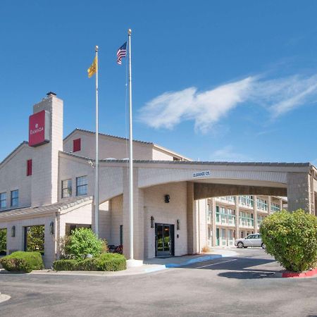 Ramada By Wyndham Albuquerque Airport Hotel Exterior foto