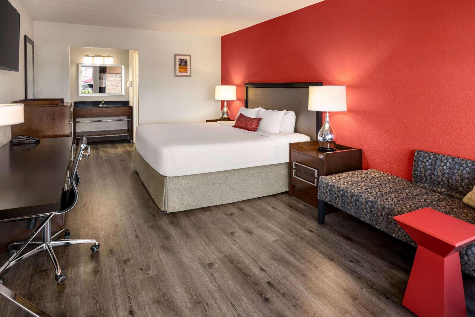 Ramada By Wyndham Albuquerque Airport Hotel Exterior foto