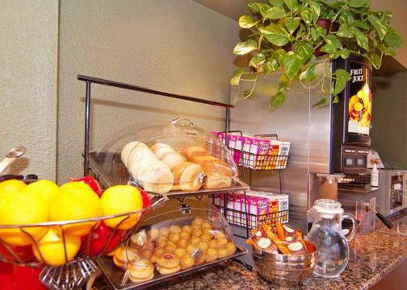 Ramada By Wyndham Albuquerque Airport Hotel Restaurante foto