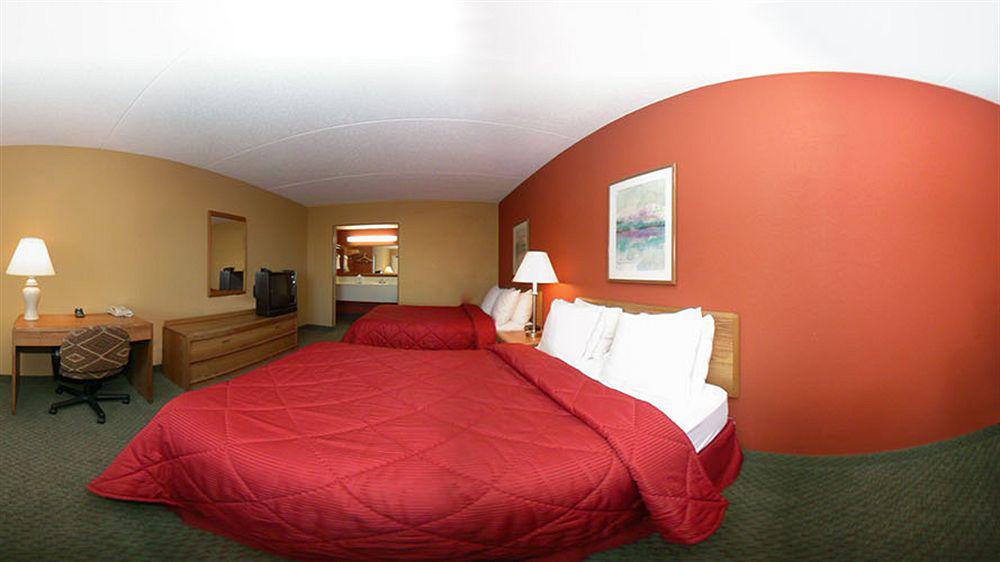 Ramada By Wyndham Albuquerque Airport Hotel Exterior foto