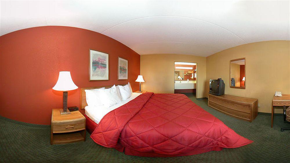 Ramada By Wyndham Albuquerque Airport Hotel Exterior foto